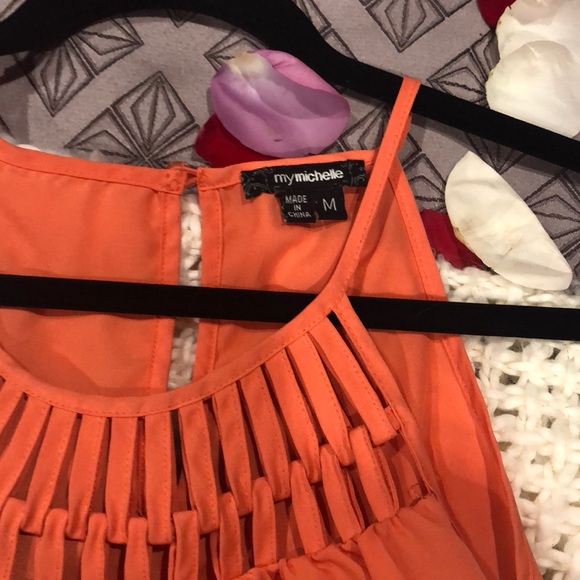 Gorgeous - Picture 3 of 3